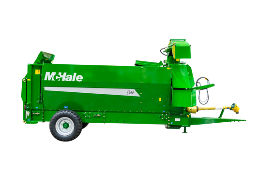 C490 Trailed Silage Feeder and Straw Blower
